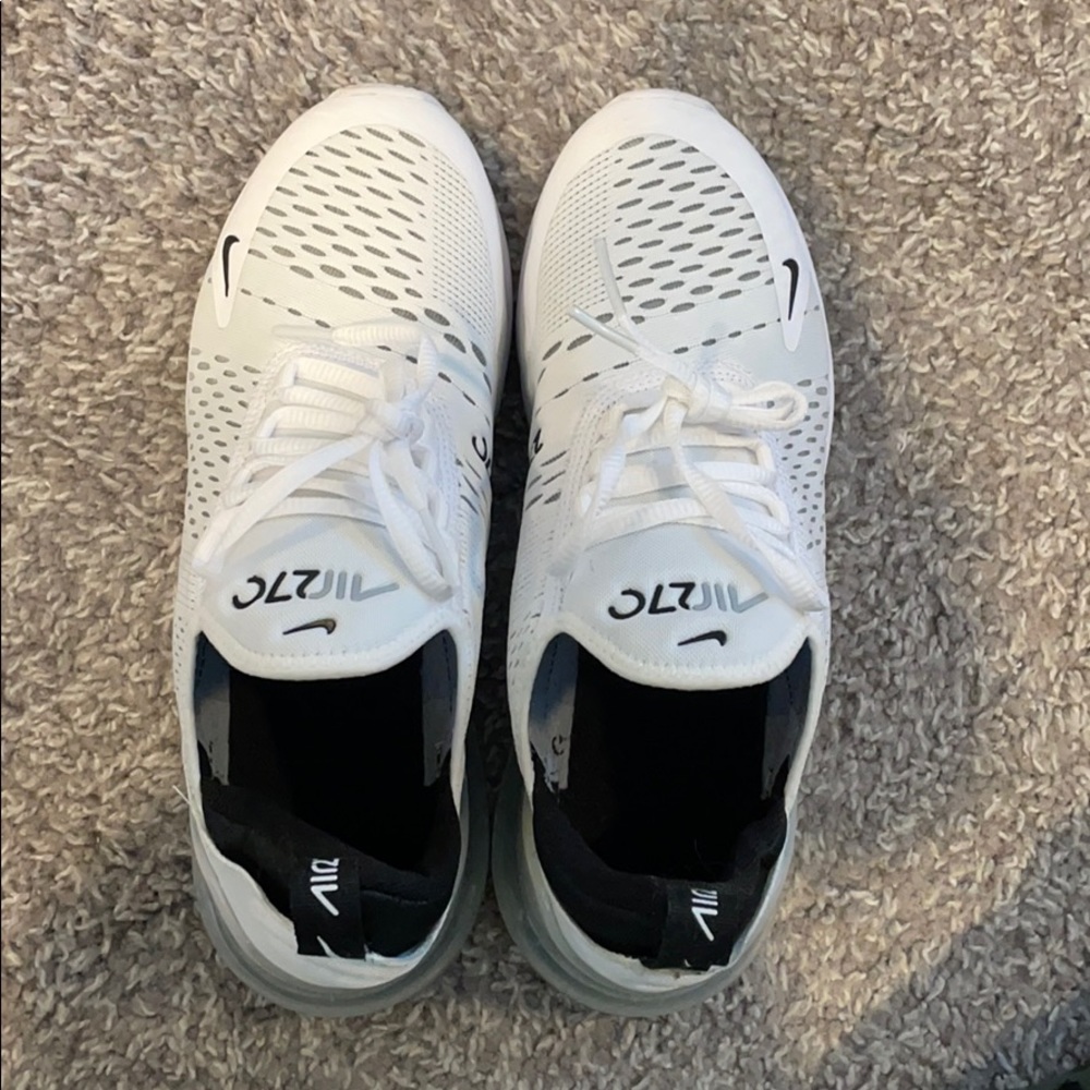 Nike Air 270, BRAND NEW, size 7 women's